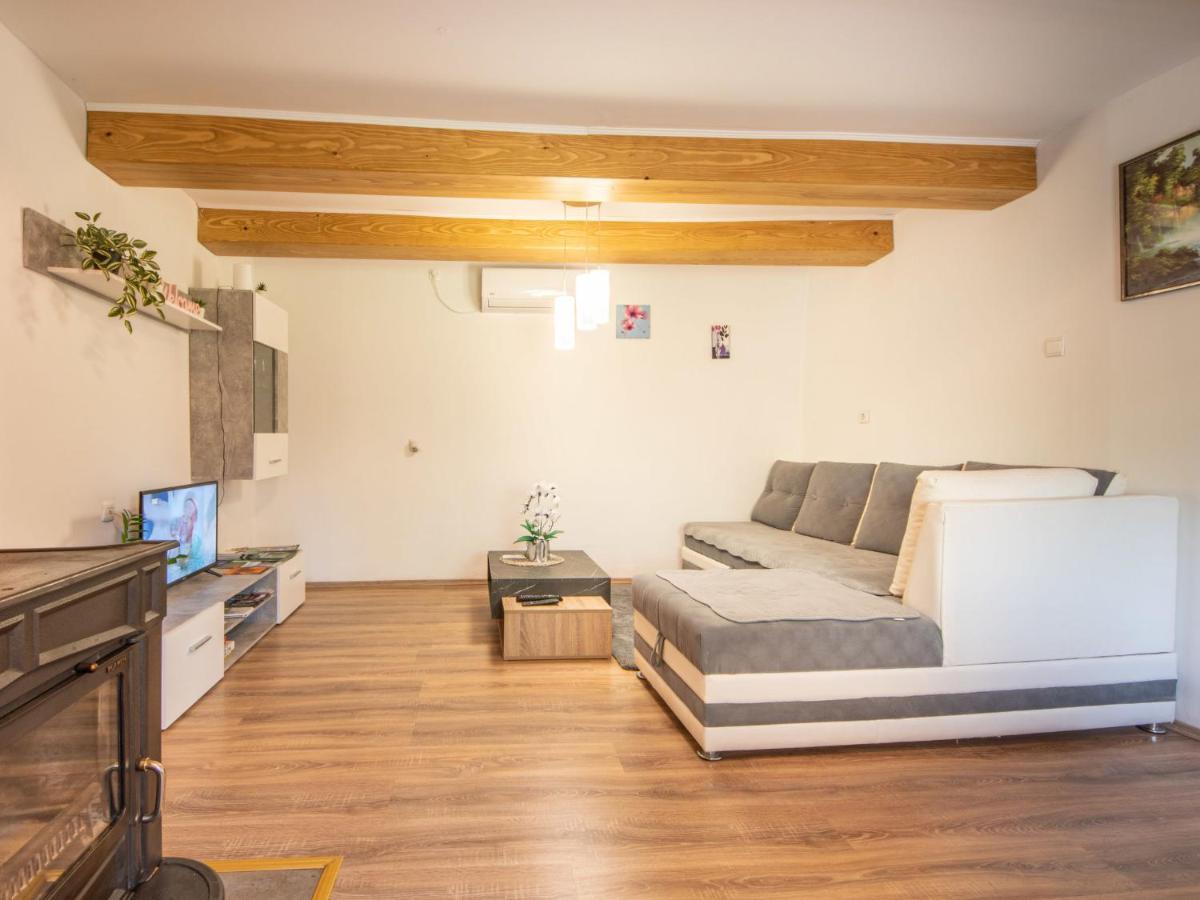Holiday Home Tina By Interhome Tounj Exteriör bild